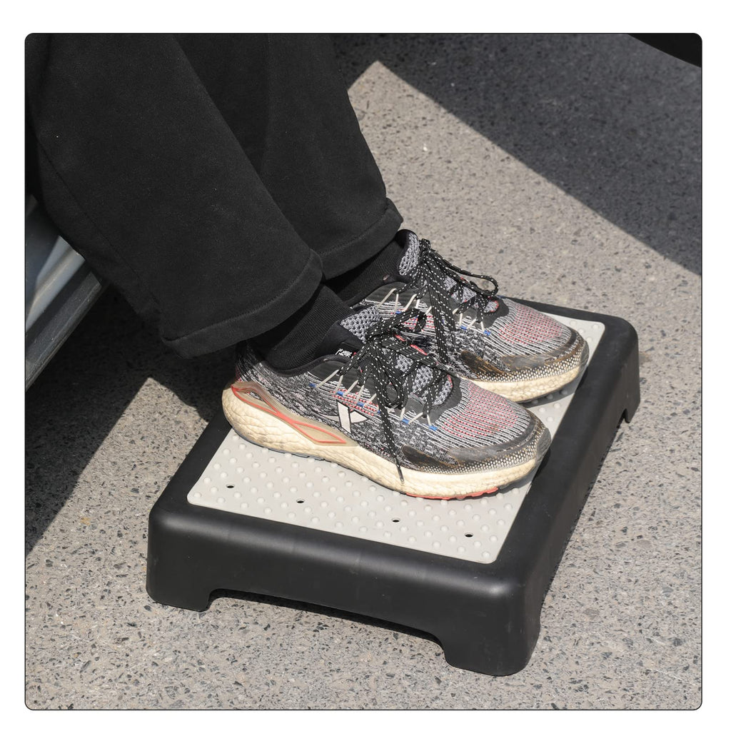 One Step Stool 3.5 Inch Non-Slip 440 Lbs Capacity X152